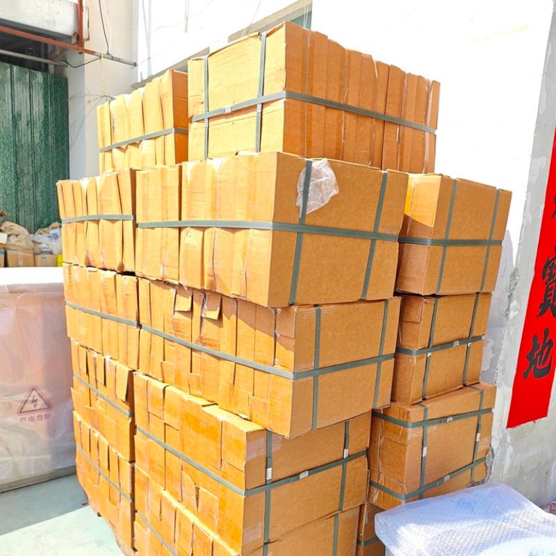 यूकेमा नयाँ ग्राहकहरूबाट बिजुली मिटर बक्स अर्डरहरूको पहिलो ब्याच सफलतापूर्वक पठाइएको छ